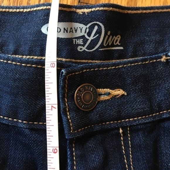 EUC Old navy the super cute the diva cotton blend cut off stretch shorts size 2 - Picture 5 of 6